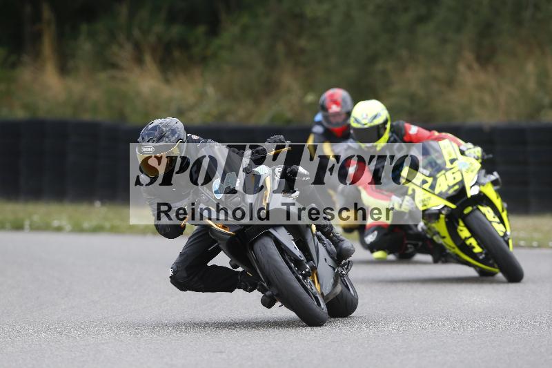 /30 23.06.2025 Get Faster Caremotion ADR/Rider Academy gruen/64